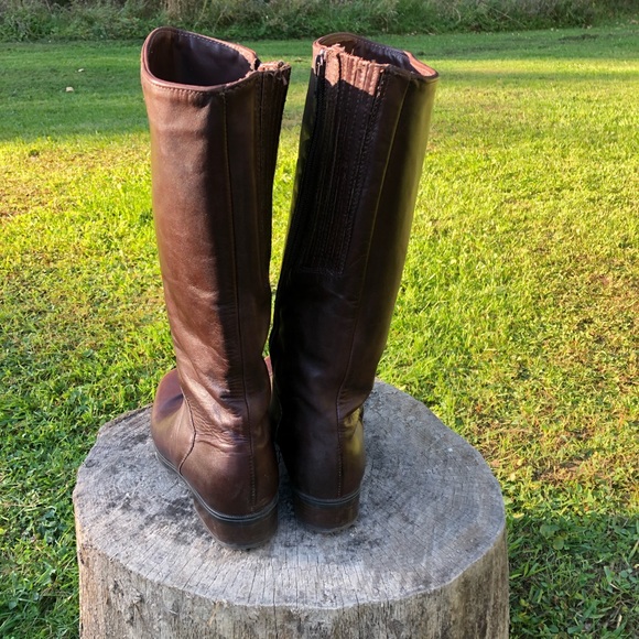 Santana Canada brown leather boots, waterproof, fleece lined, size 7 1/2, zipper - Picture 2 of 8